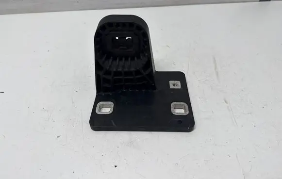 Volkswagen ID.7 Radiator support slam panel bracket 1EA121367G