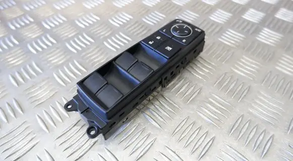 Lexus RX 450H Electric window control switch 8404048190
