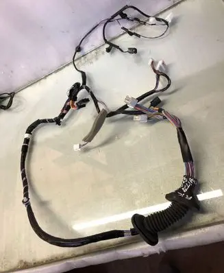 Mitsubishi Eclipse Cross Front door wiring loom 8512h897
