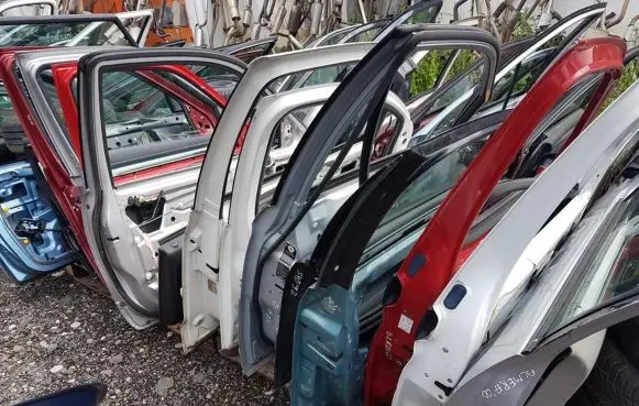 Mazda 121 SM Front door