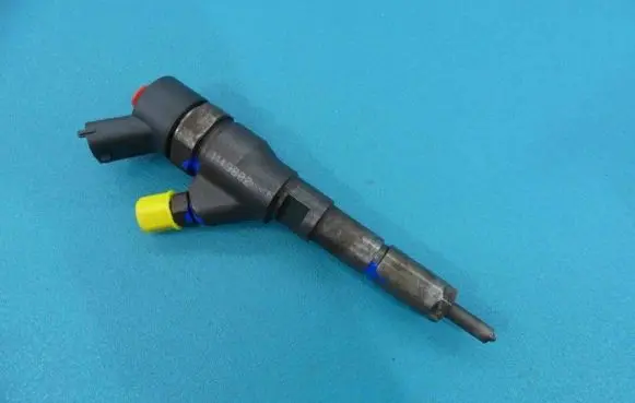 Citroen Berlingo Fuel injector 0445110044 IMPRK1149882