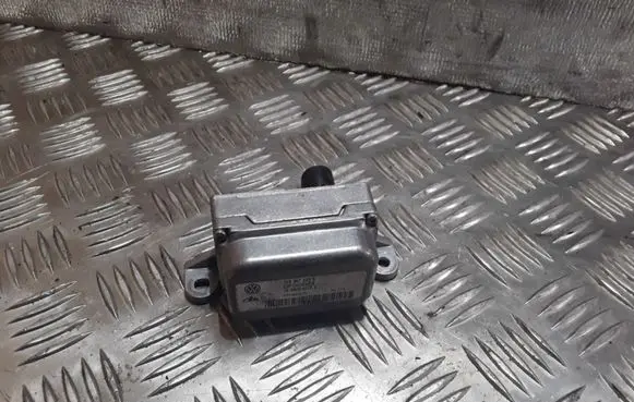 Volkswagen Touran I ESP acceleration yaw rate sensor 1K0907655B
