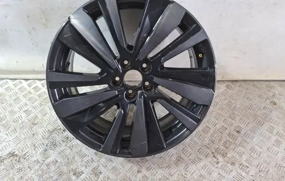 R19 alloy rim