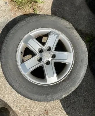 R16 alloy rim