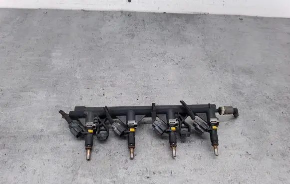 Fuel main line pipe