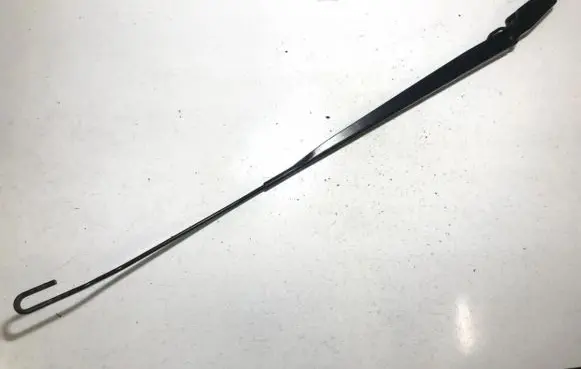 Nissan Primera Front wiper blade arm