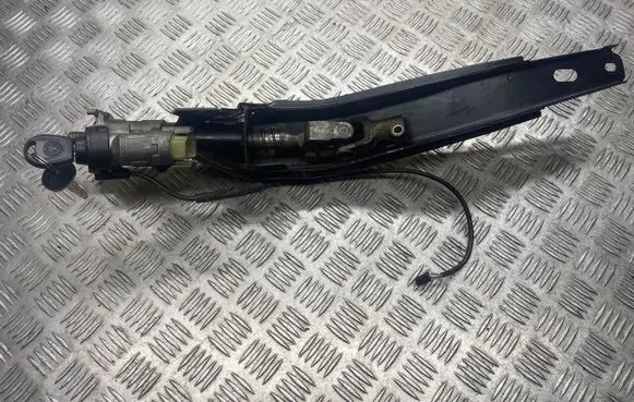 Volkswagen Transporter - Caravelle T4 Steering wheel axle 701905851 KLS98 289458
