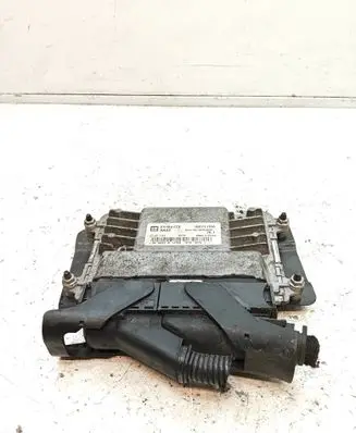 Chevrolet Orlando Engine control unit/module ECU 25184173 0274 2705113