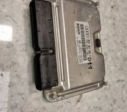 Audi A6 S6 C5 4B Engine control unit/module 8E0907401P 0281011136 1039S01060