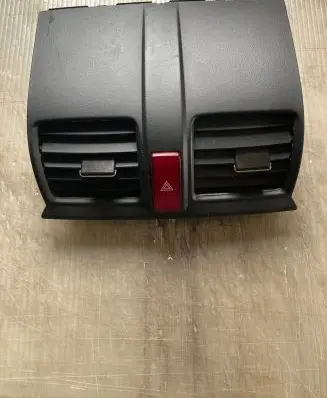 Honda CR-V Dash center air vent grill 77610SWAA0