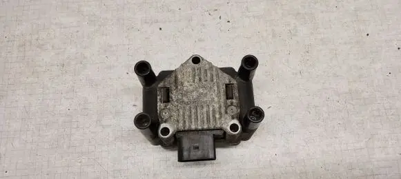 Volkswagen Polo III 6N 6N2 6NF Spark distributor 032905106B