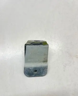 Audi A1 Fender mounting bracket 8X0821168