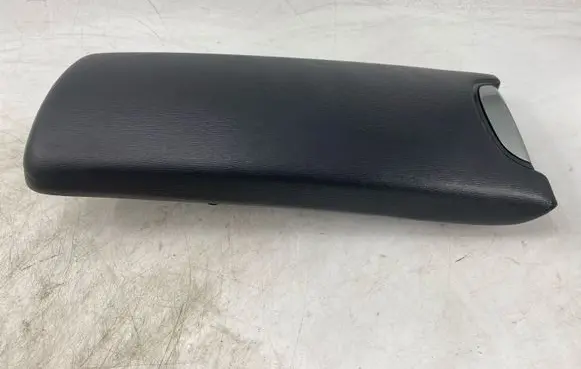 Toyota Avensis T270 Armrest 