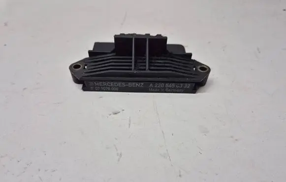 Glow plug pre-heat relay