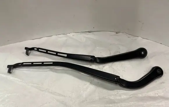 BMW 3 E90 E91 Front wiper blade arm