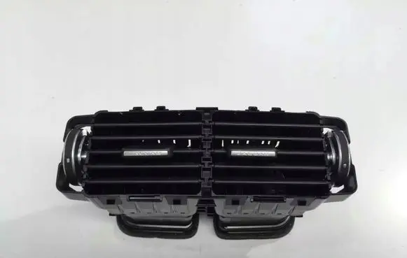 Rear air vent grill