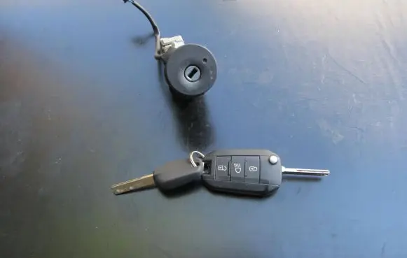 Peugeot 208 Ignition lock 36454600 9673257480 9663123380