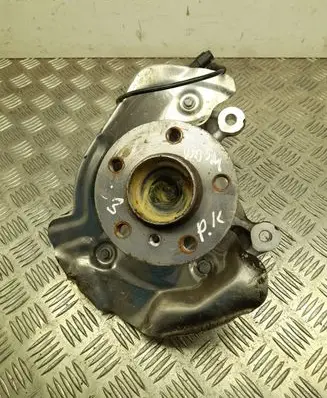 BMW i3 Front wheel hub 6852159