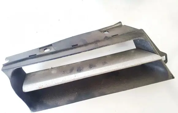 Alfa Romeo 156 Front grill 156017391 Nenustatyta