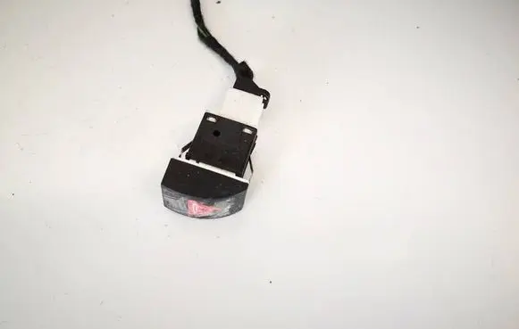 Skoda Octavia Mk2 (1Z) Hazard light switch