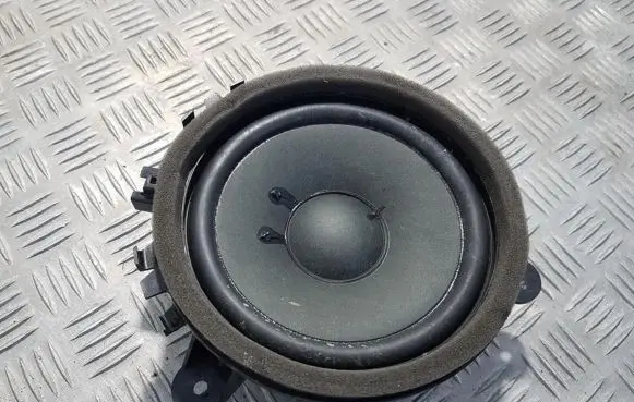 Volvo XC70 Front door speaker 30657445