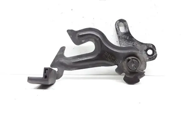 Volvo V60 Engine bonnet (hood) release handle 31218611