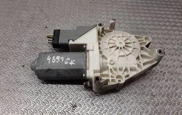 Peugeot 607 Rear door window regulator motor