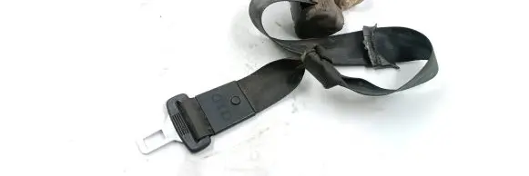 Audi A4 S4 B5 8D Middle seatbelt (rear) 4A0857713N