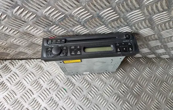 Seat Toledo II (1M) Radio/CD/DVD/GPS head unit