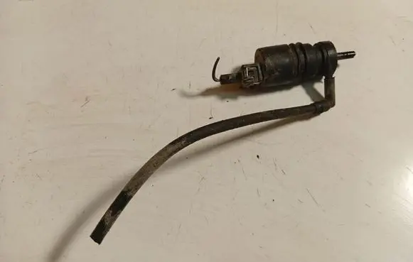 Opel Vectra C Windscreen/windshield washer pump 