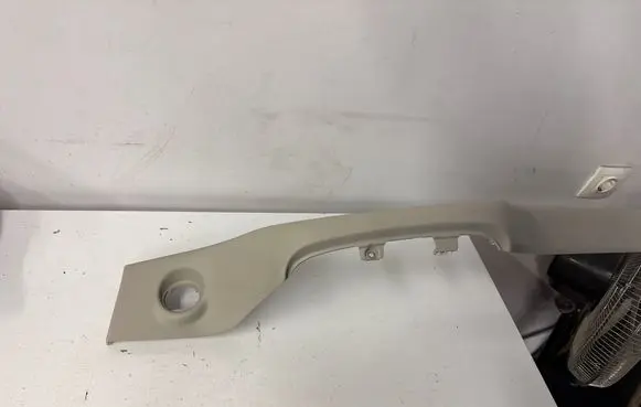 Chrysler Pacifica Panel trim 5RL25PD2AC 349388221