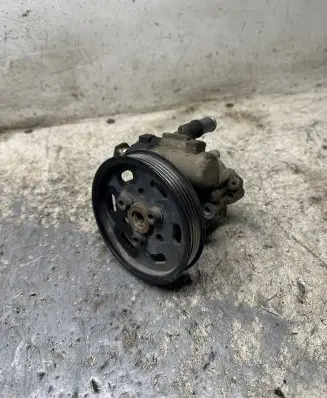 Volkswagen Polo III 6N 6N2 6NF Power steering pump