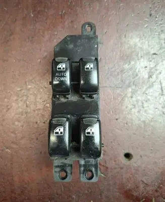 Hyundai Santa Fe Electric window control switch S4LH215S3D 9357026100 9357026000