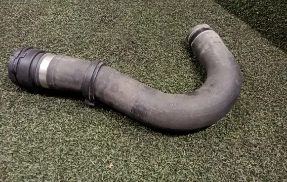 Iveco Daily 6th gen Engine coolant pipe/hose 5801414293