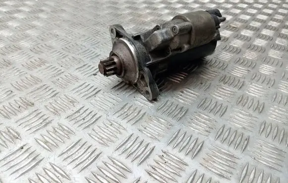 Volkswagen Caddy Starter motor 02E911023H 0001123016