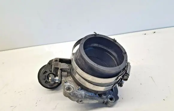 Renault Espace III Throttle body valve 2582402902 nr8606
