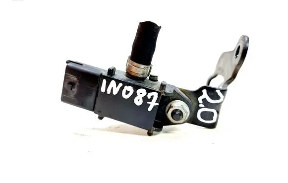 Opel Insignia A Vacuum valve 55566127