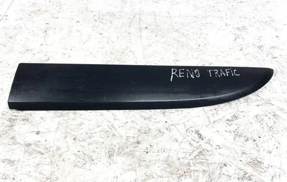 Renault Trafic III (X82) Front door trim (molding) 808213720R