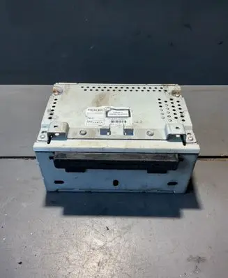 Ford Focus Radio/CD/DVD/GPS head unit 10R035513 A12408161 Z000624