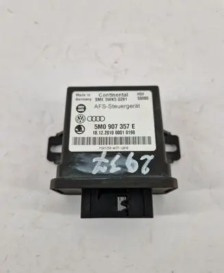 Volkswagen Touran II Day light relay 5M0907357E