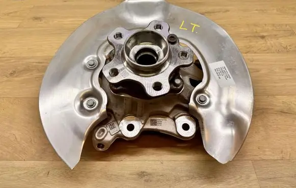 BMW 3 G20 G21 Rear wheel hub 6898481 6871341