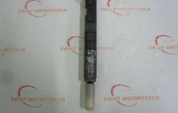 Renault Clio III Fuel injector EJBR05102D 8200815416