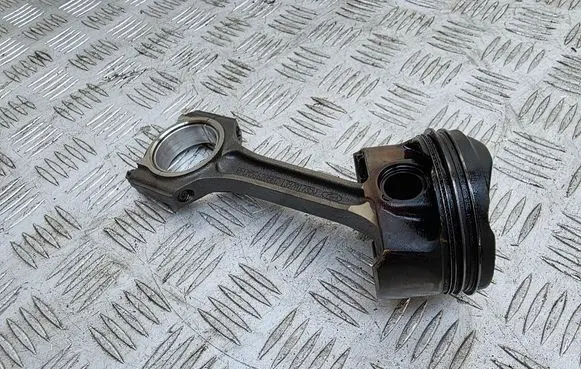 Ford B-MAX Piston with connecting rod RFCM5G6205EC PK30