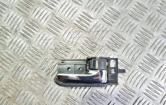 Toyota Avensis T250 Rear door interior handle 50594A1
