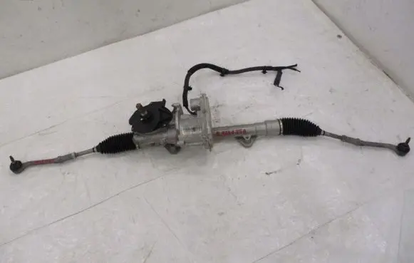 Citroen C3 Steering rack 9823964880