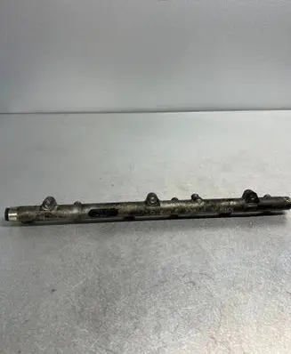 Fuel main line pipe