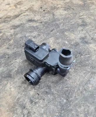 Mercedes-Benz E W211 Electric auxiliary coolant/water pump A2118320084
