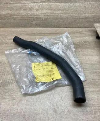 Mazda 6 Engine coolant pipe/hose R2AA15184