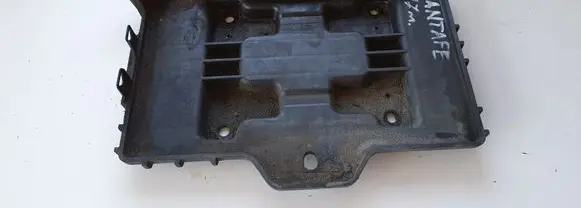 Hyundai Santa Fe Battery tray 