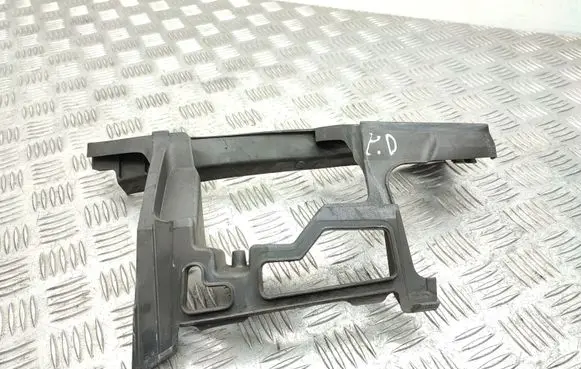 Volkswagen Golf VI Front bumper mounting bracket 5K0807724B